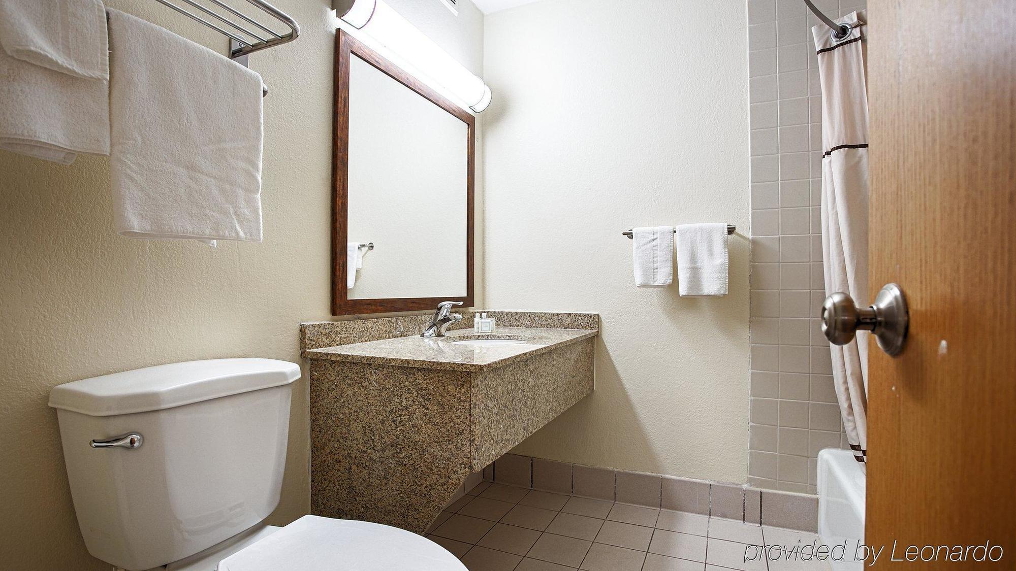 Downtown Duluth Inn エクステリア 写真